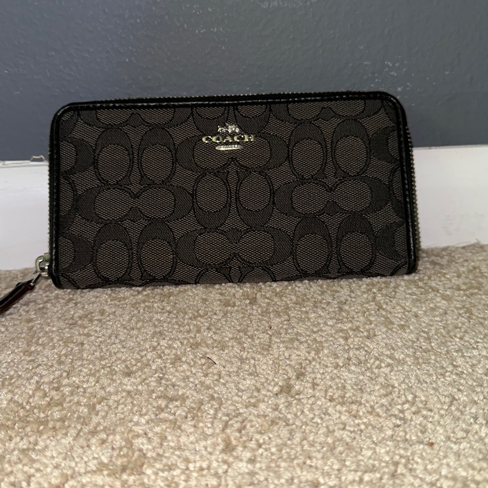 Coach Signature Canvas zip around wallet, black